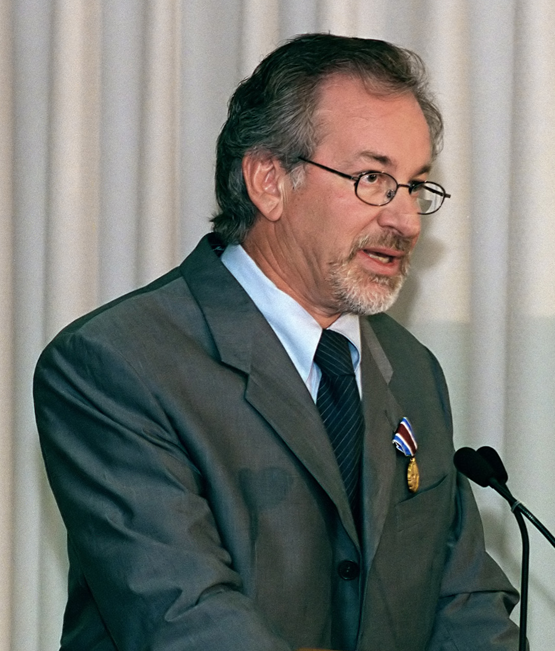 Director Stephen Spielberg speaking at the Pen...