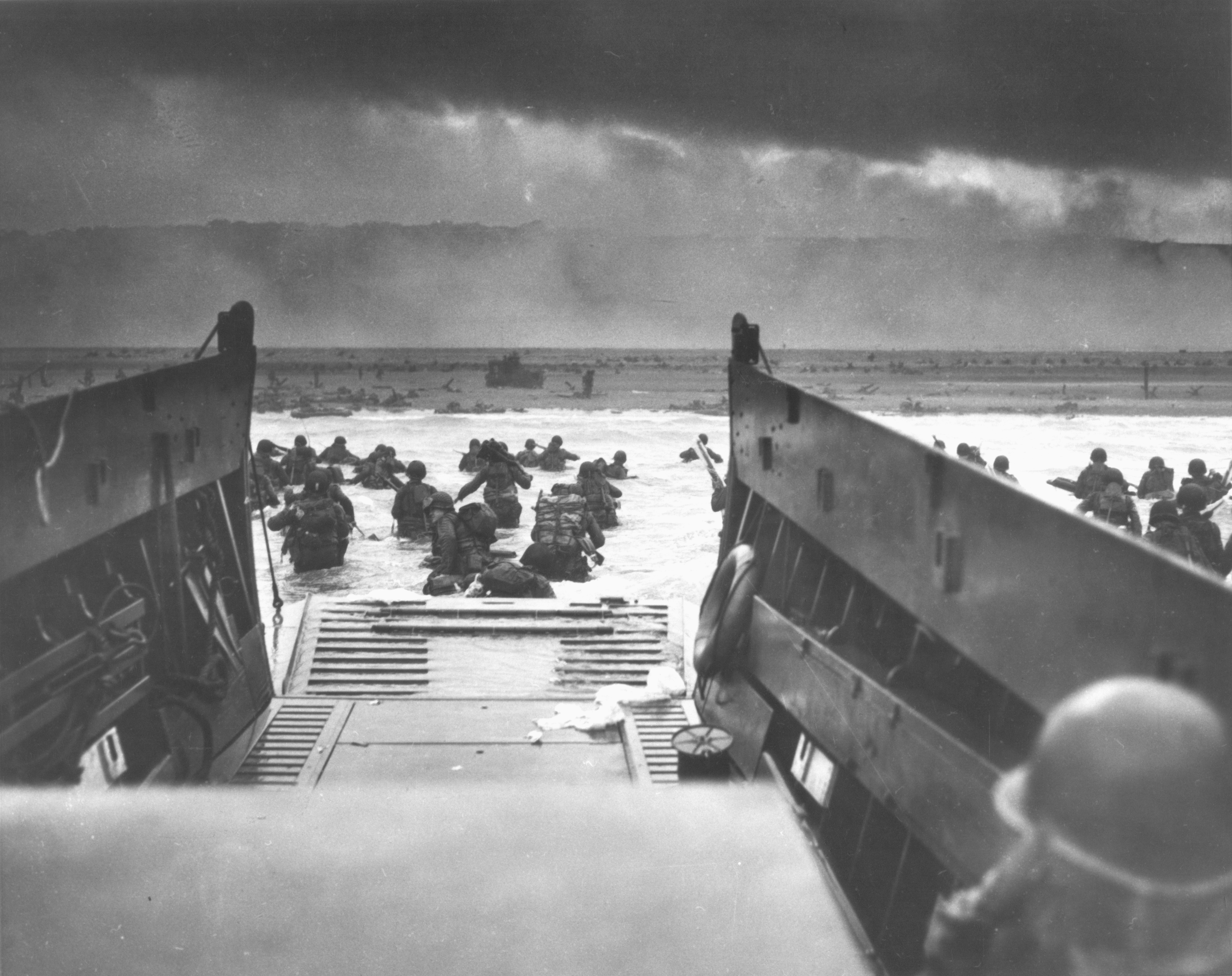 File:D-day Normandy Nara 26-G-2343.jpg