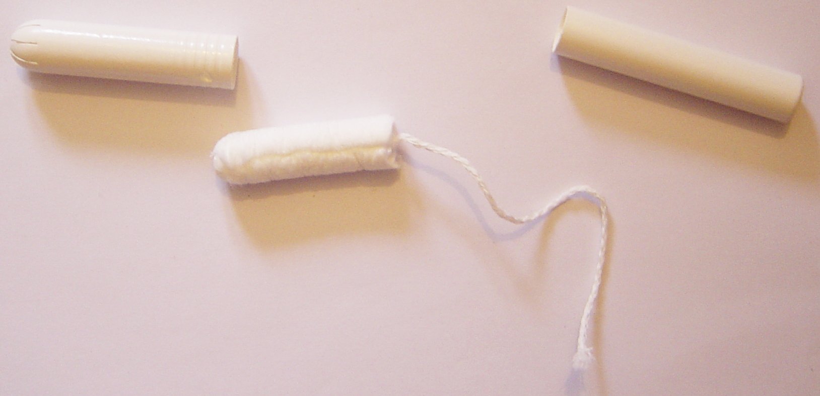 http://upload.wikimedia.org/wikipedia/commons/d/dc/Elements_of_a_tampon_with_applicator.jpg