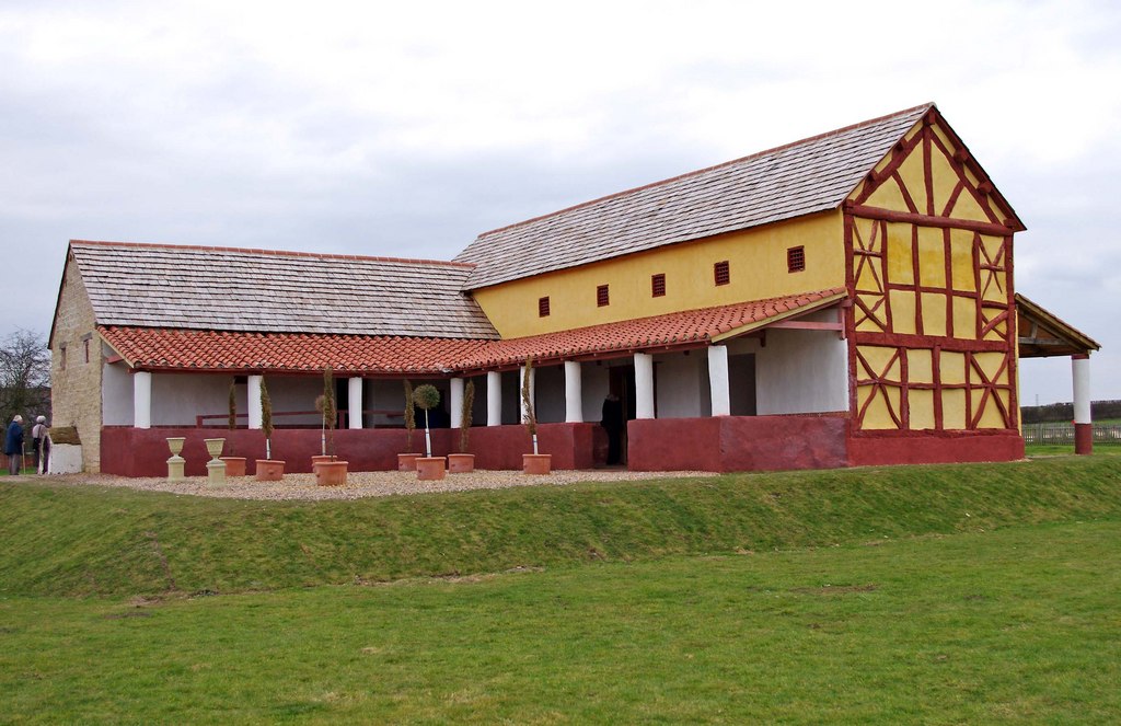 Wroxeter_Roman_City_%2815%29_-_The_replica_Villa_Urbana_-_geograph.org.uk_-_2309900.jpg