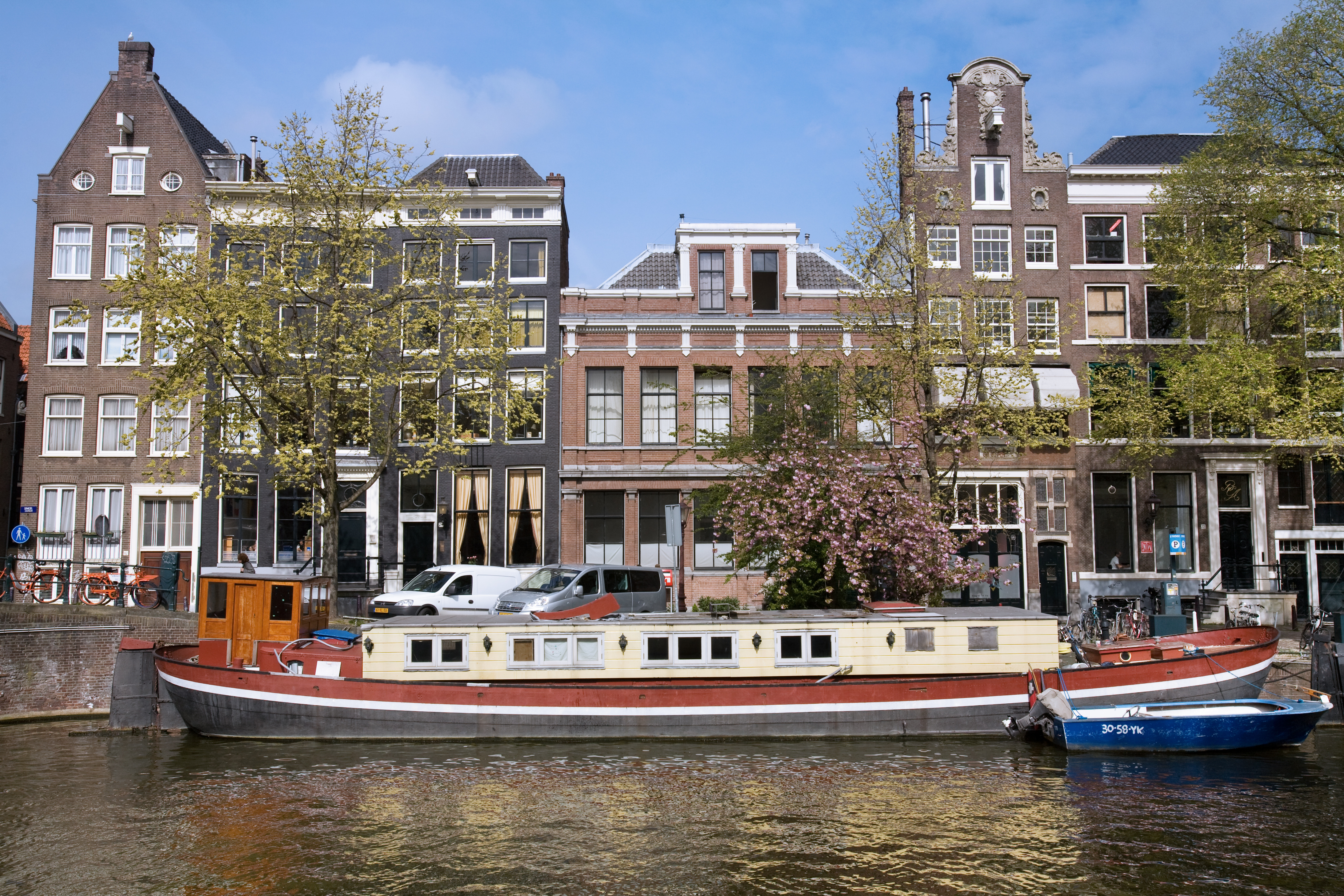 File:Amsterdam - Boathouse - 0622.jpg - Wikimedia Commons