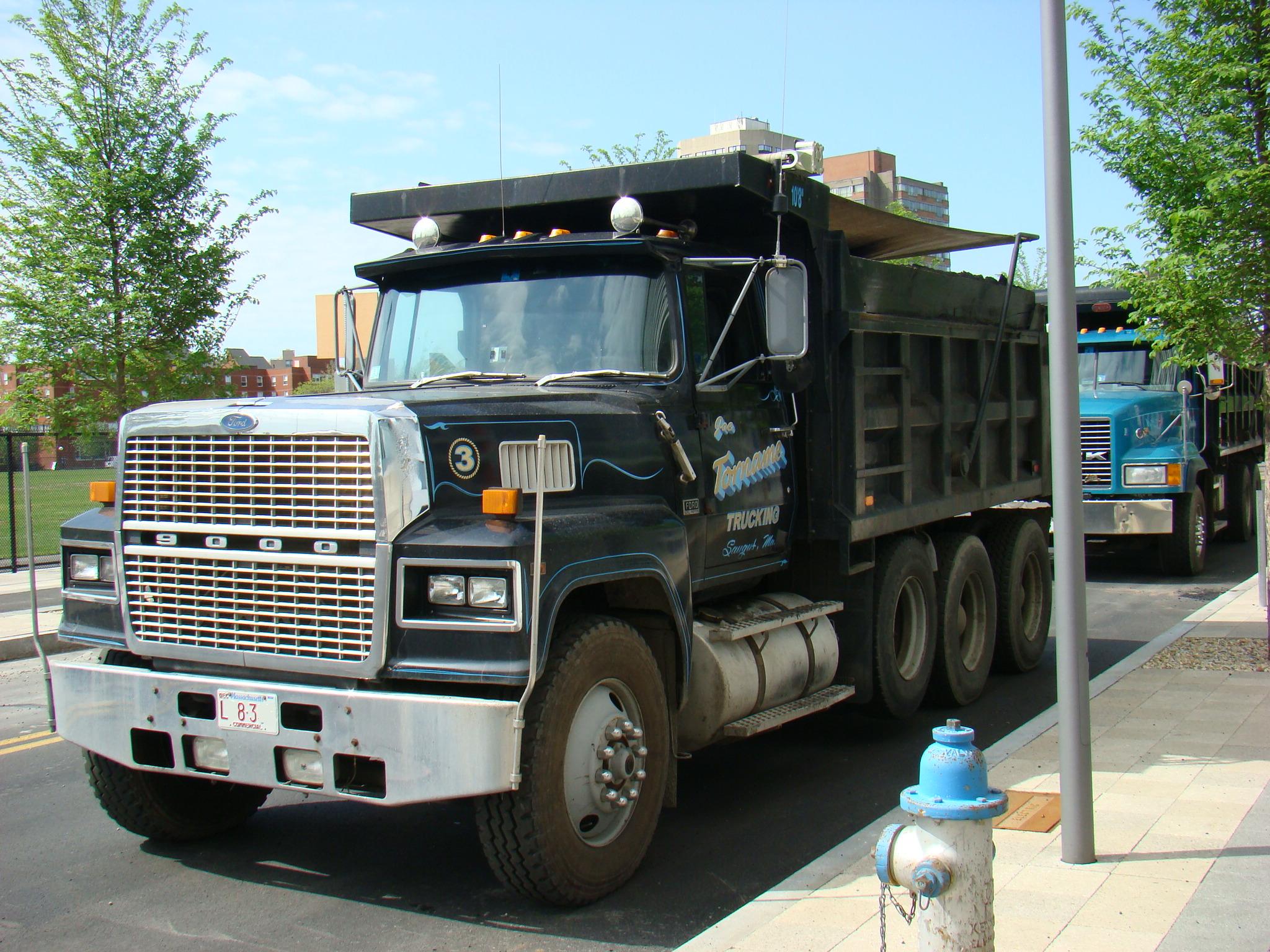 ford 9000