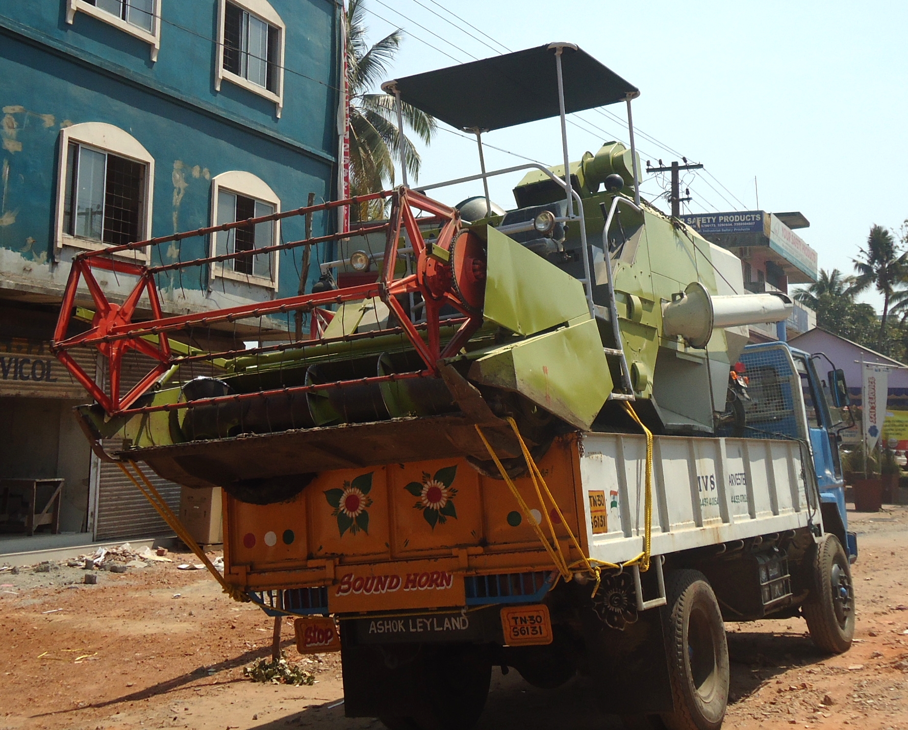 Paddy Harvesting Machine