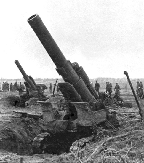 Heavy_artillery_203mm_m1931_b-4_3rd_belorussian_front_1944.jpg