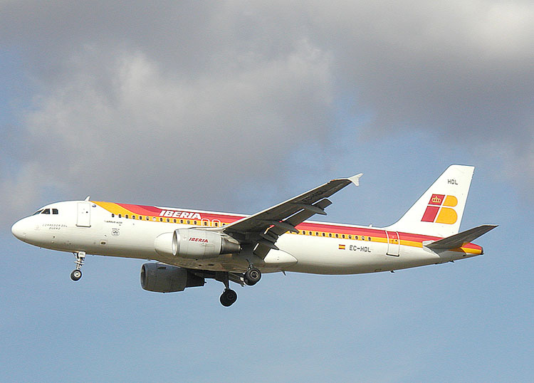 Iberia.a320-214.ec-hdl.750pix.jpg