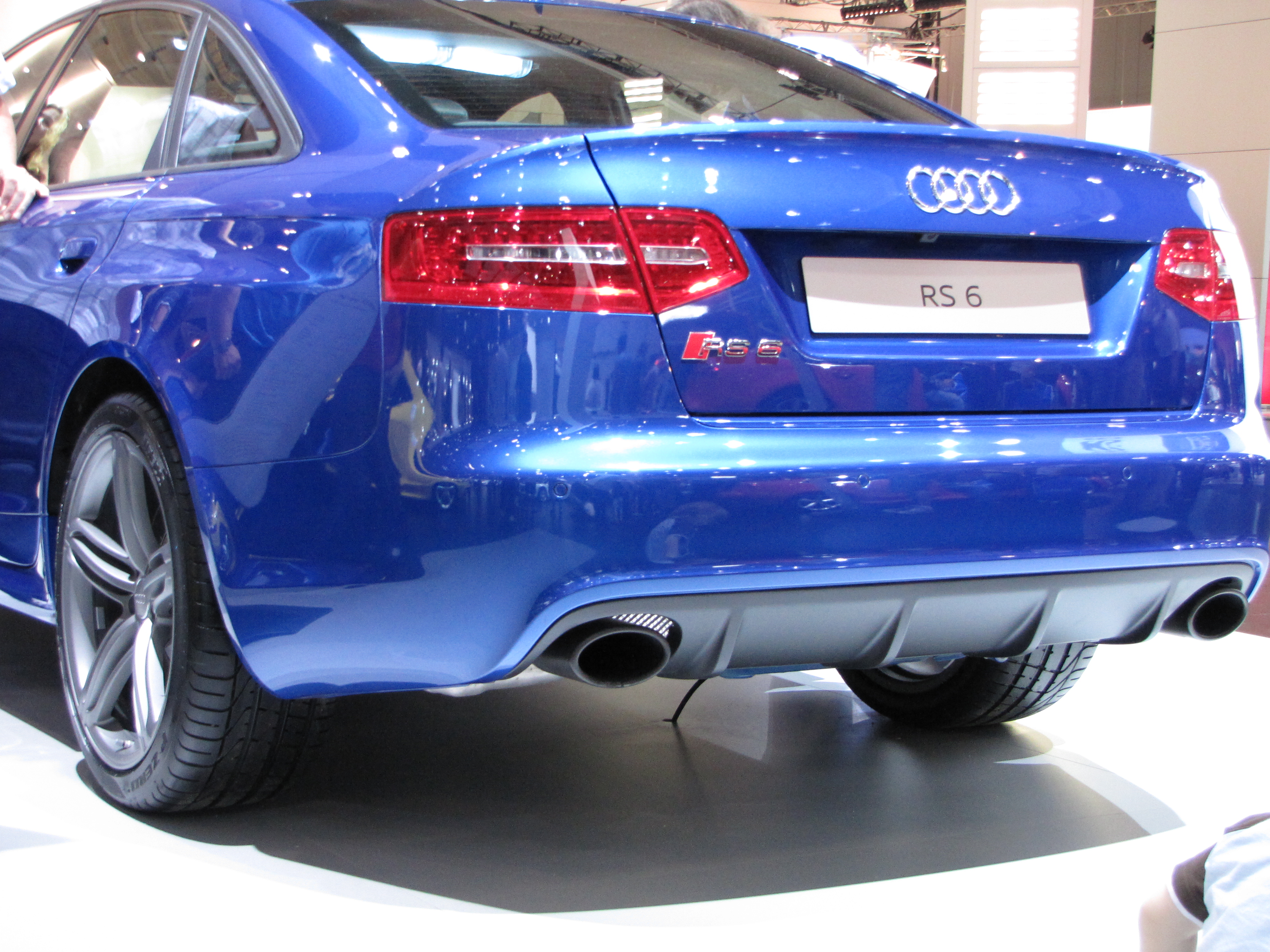 Audi_RS6_C6.jpg