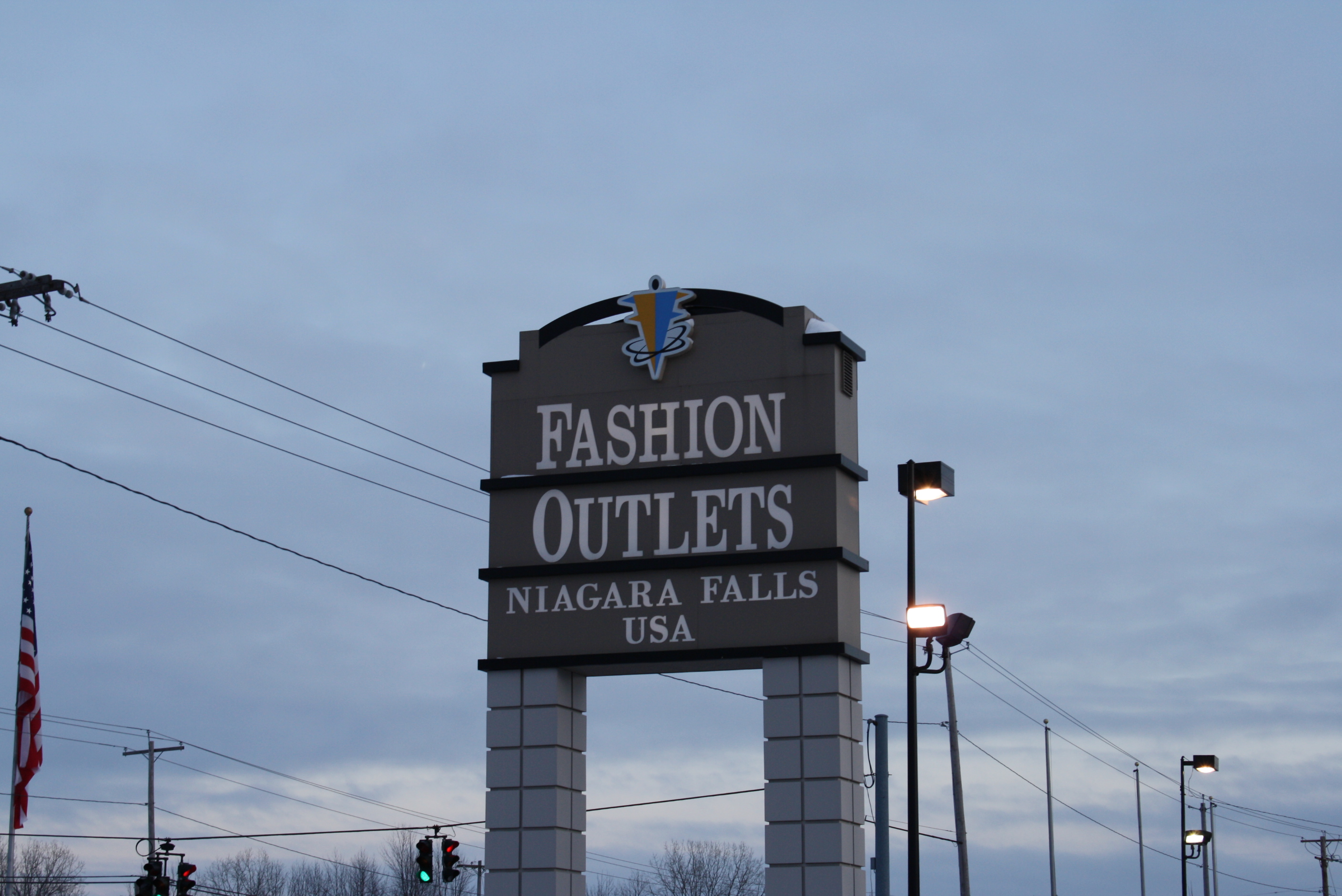 outlet images