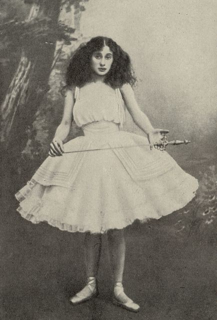  Giselle Anna Pavlova1903jpg 406 599 