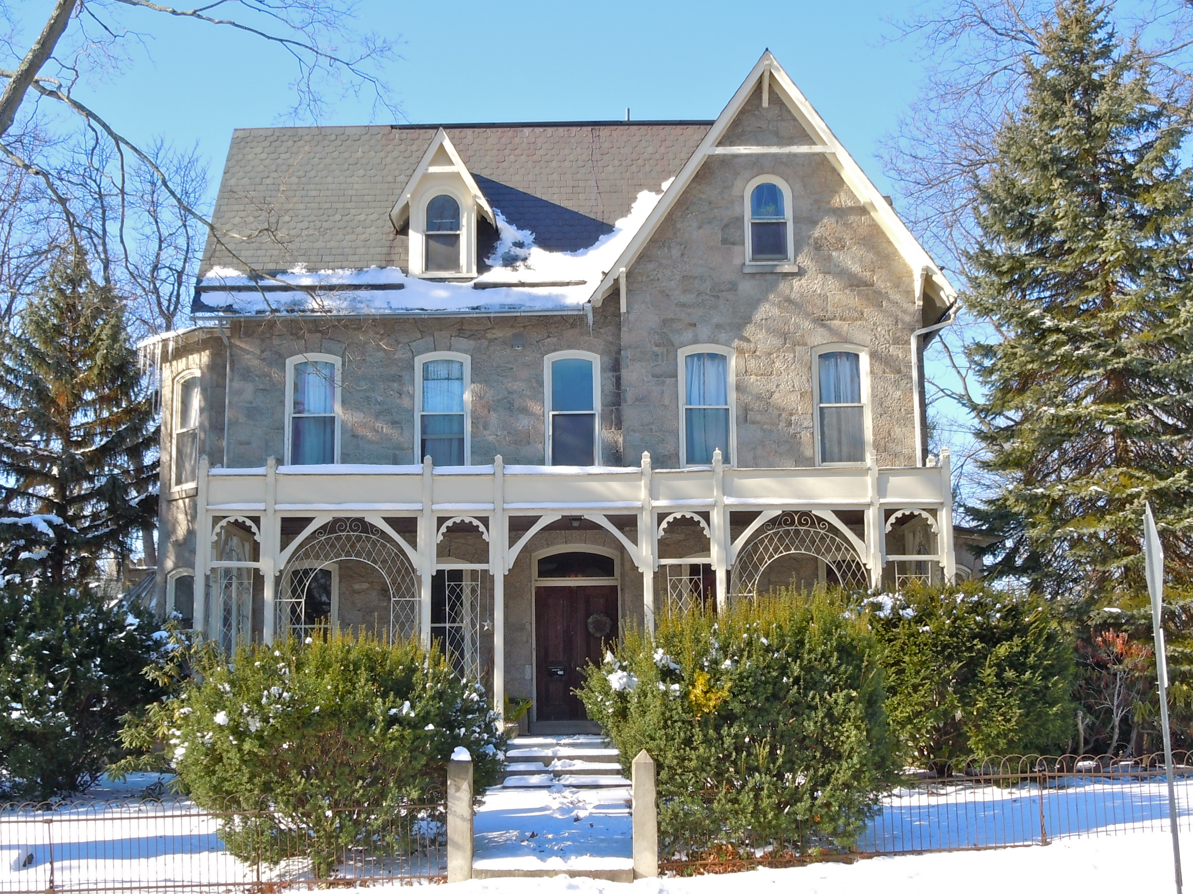 We Buy Houses in Newtown PA