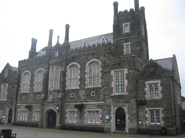 Tavistock_Town_Hall_-_geograph.org.uk_-_143397.jpg