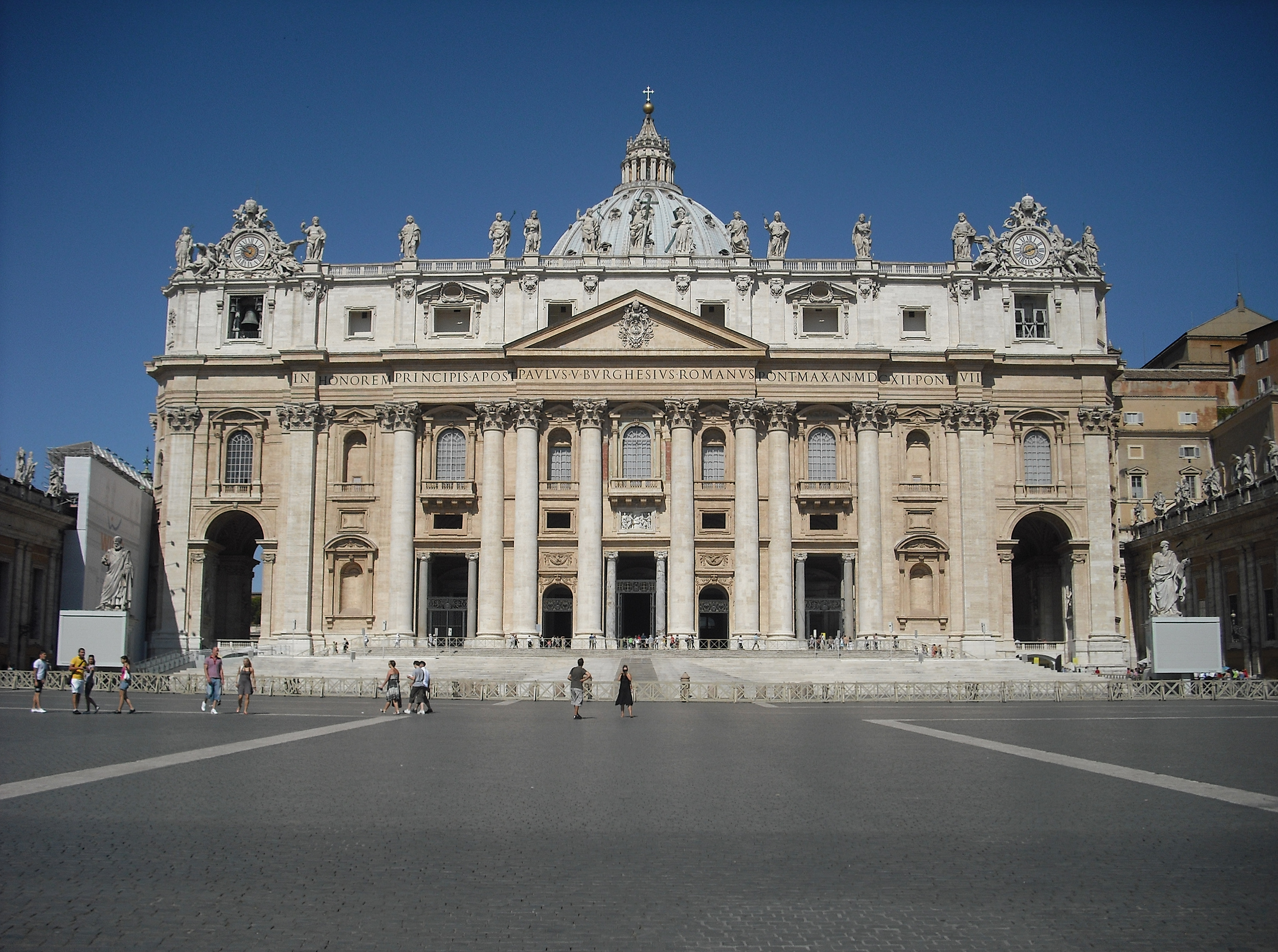 File:Façade of St. Peter's Basilica 2.JPG - Wikipedia, the free