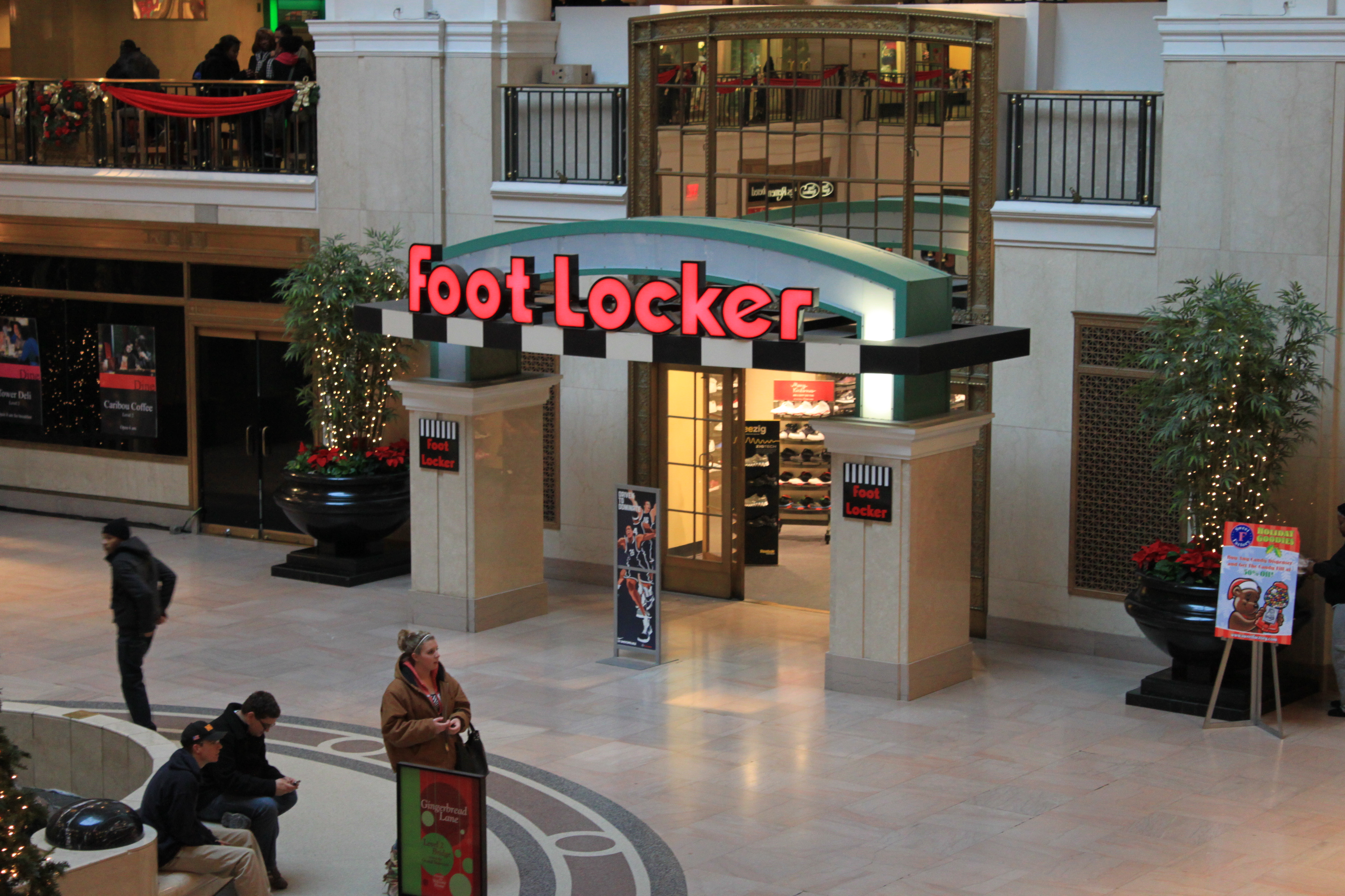 File:Foot Locker store tower city center cleveland.JPG - Wikimedia Commons