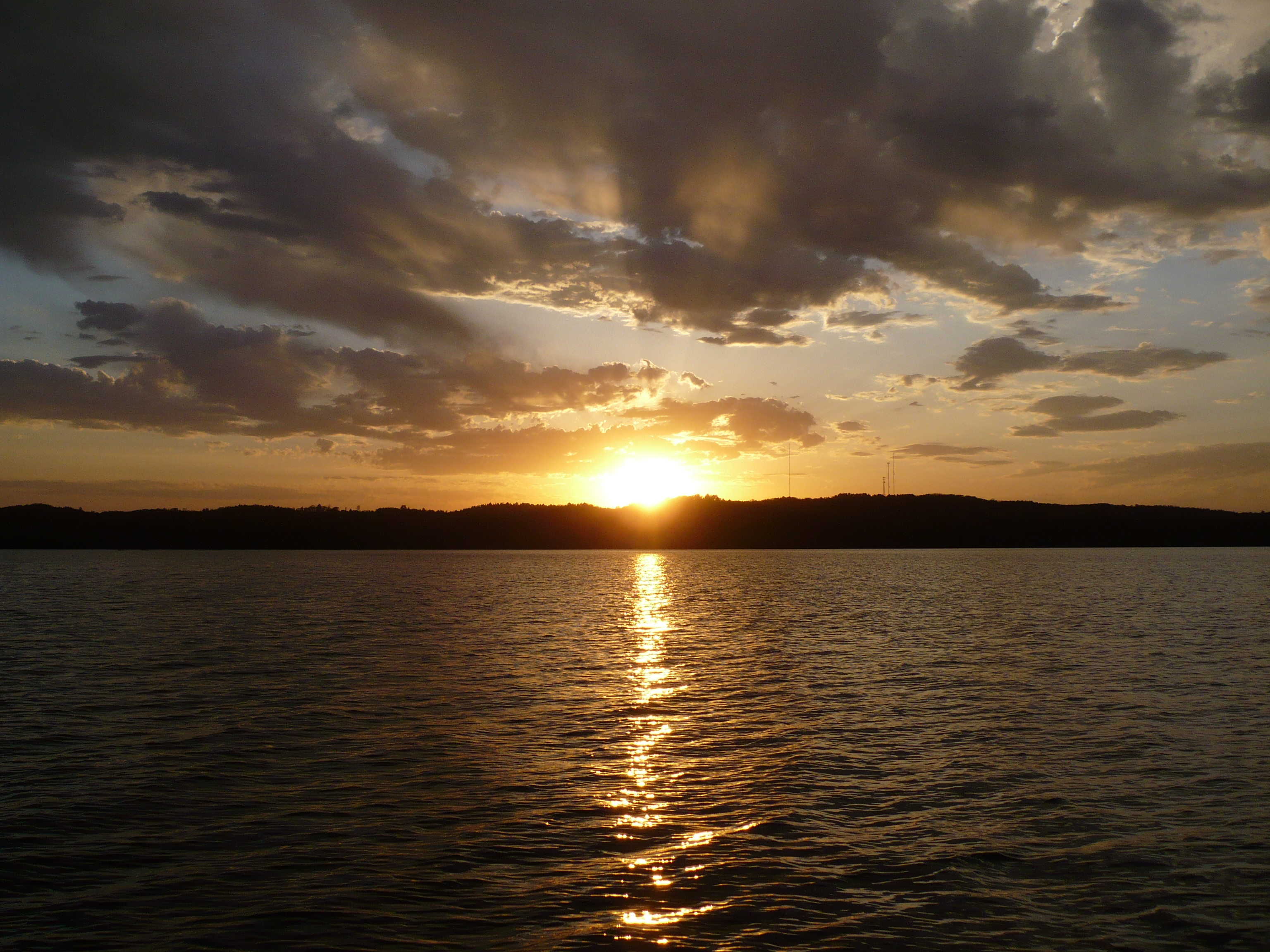 Gull_Lake_sunset.JPG