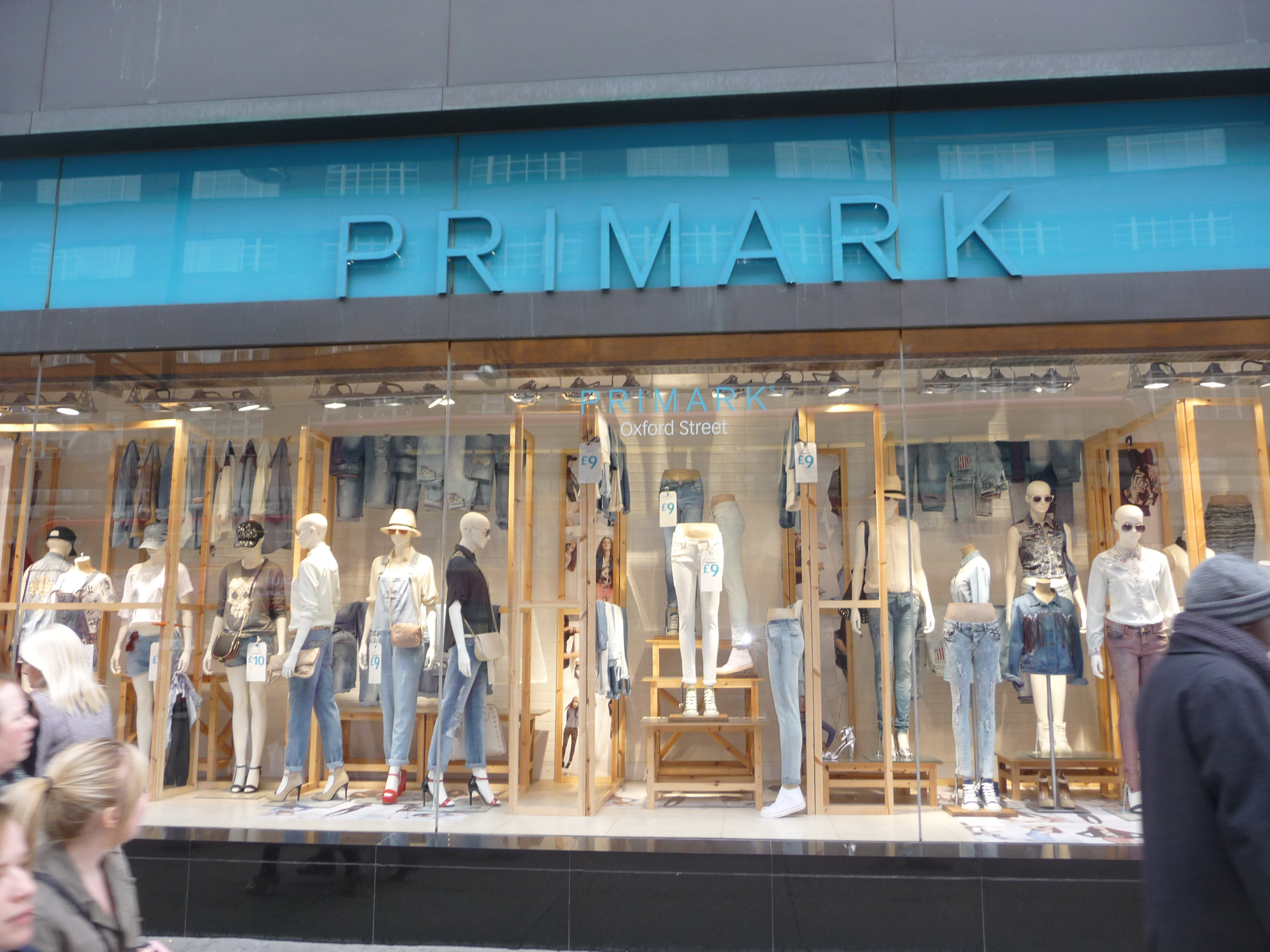 http://upload.wikimedia.org/wikipedia/commons/e/e8/Primark.jpg