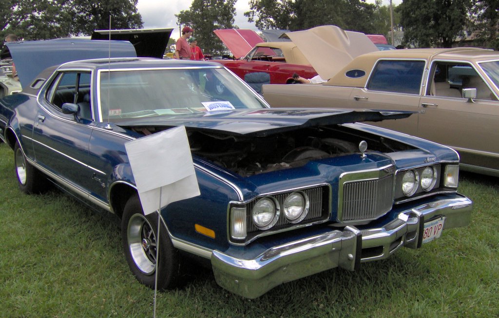 File1976 Mercury CougarJPG