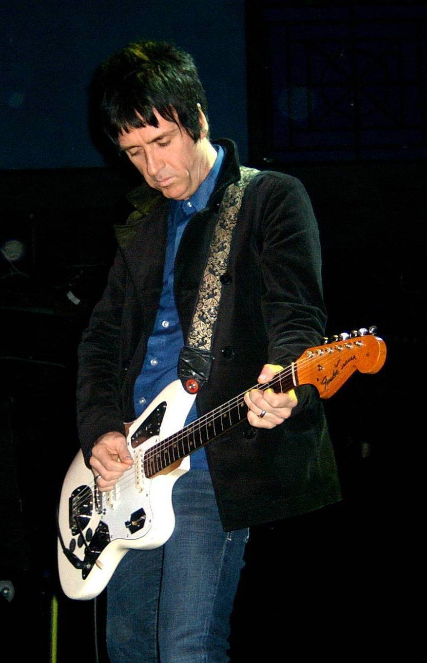 http://upload.wikimedia.org/wikipedia/commons/e/e9/Johnny_Marr_%28The_Cribs%29_at_the_9-30_Club_1.jpg