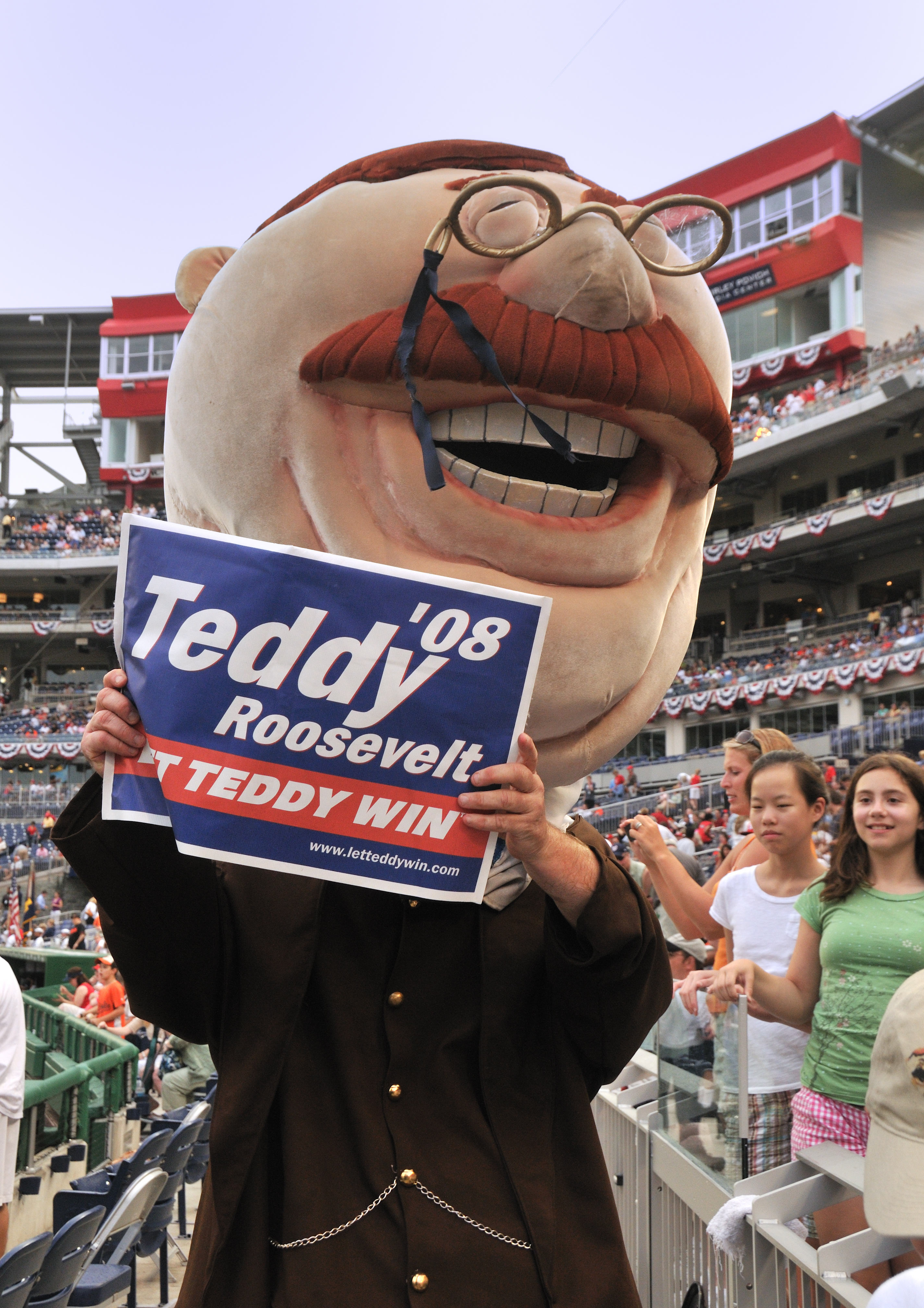 Presidents-race-teddy-roosevelt.jpg