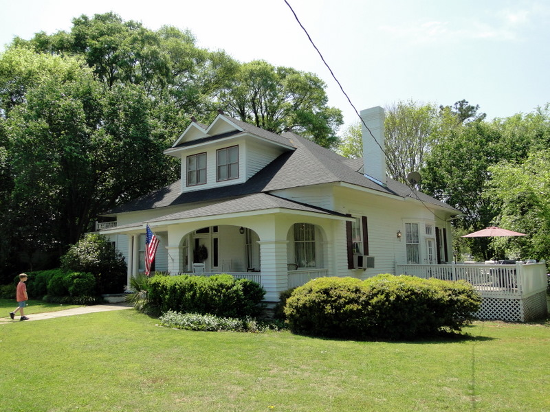 File:Wilson-Whetsell Home c.1890.jpg