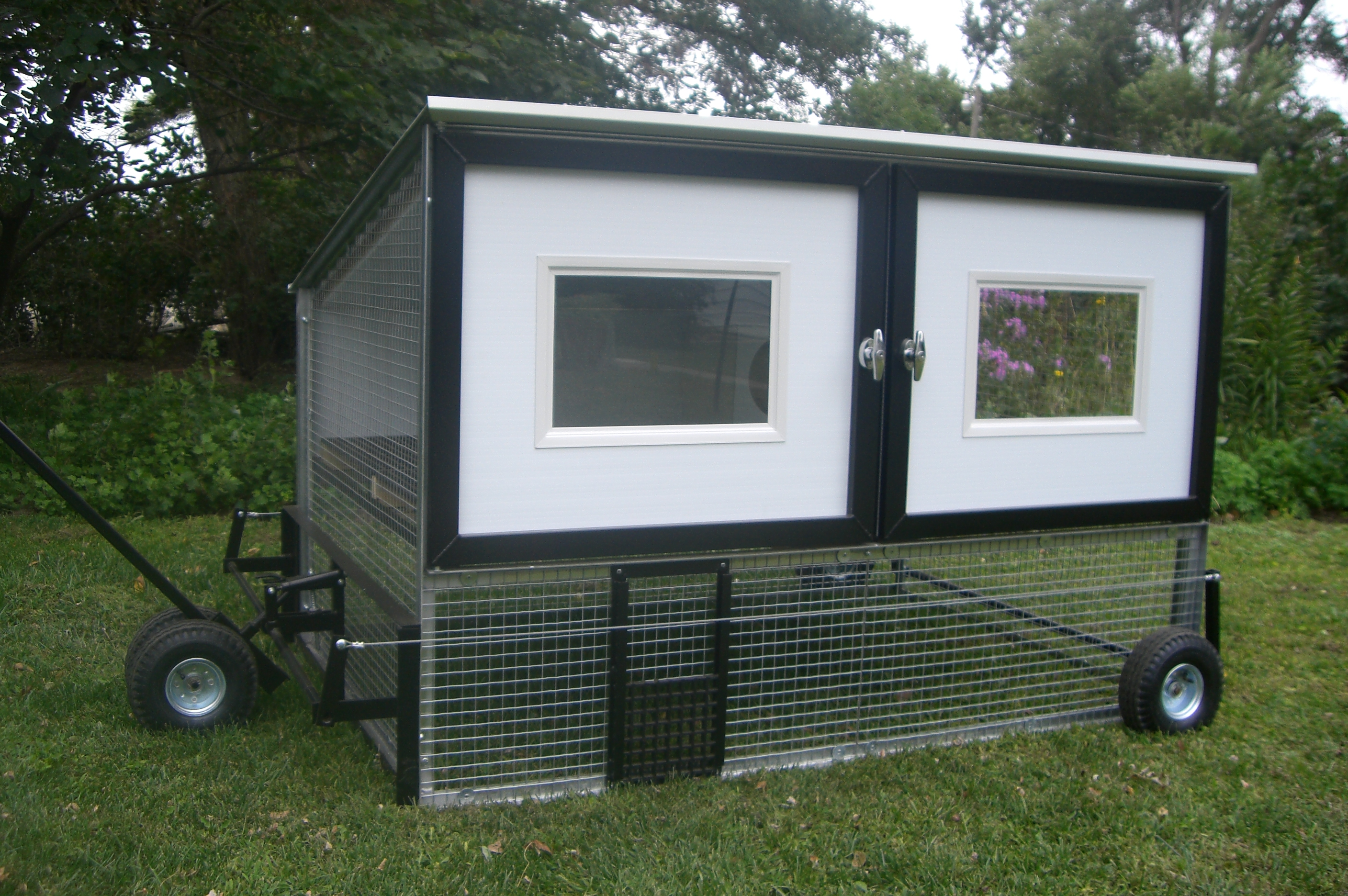 Description Chicken Coop on Wheels--Egg Cart'n.jpg