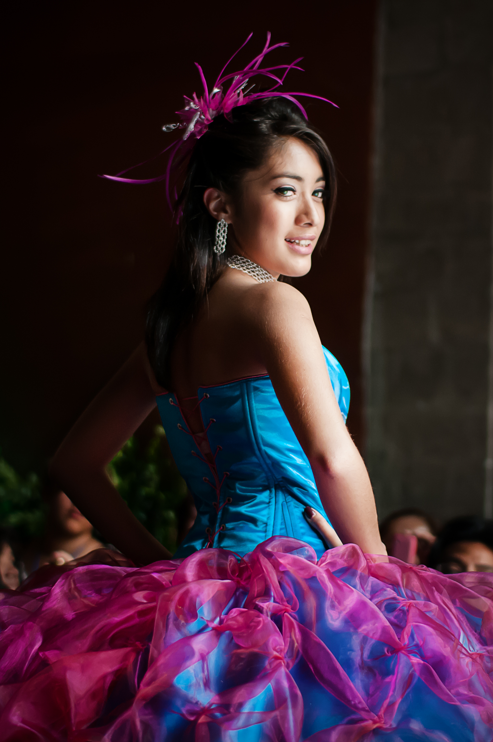 File:Quinceañeras 2012 - Mañana, todo el día (7119927199).jpg ...