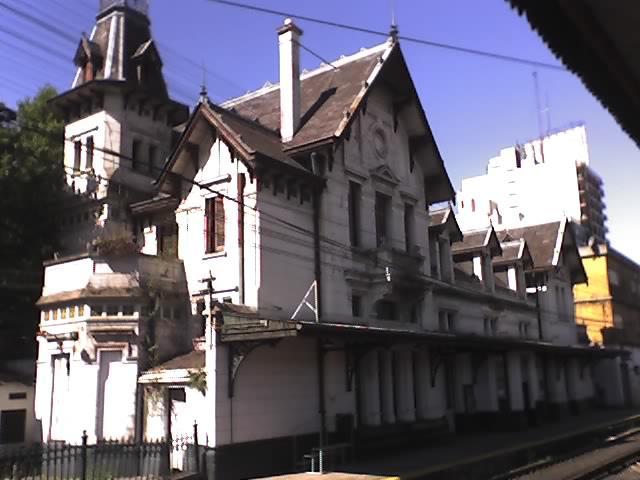 Archivo:Estación Ramos Mejía 02.JPG