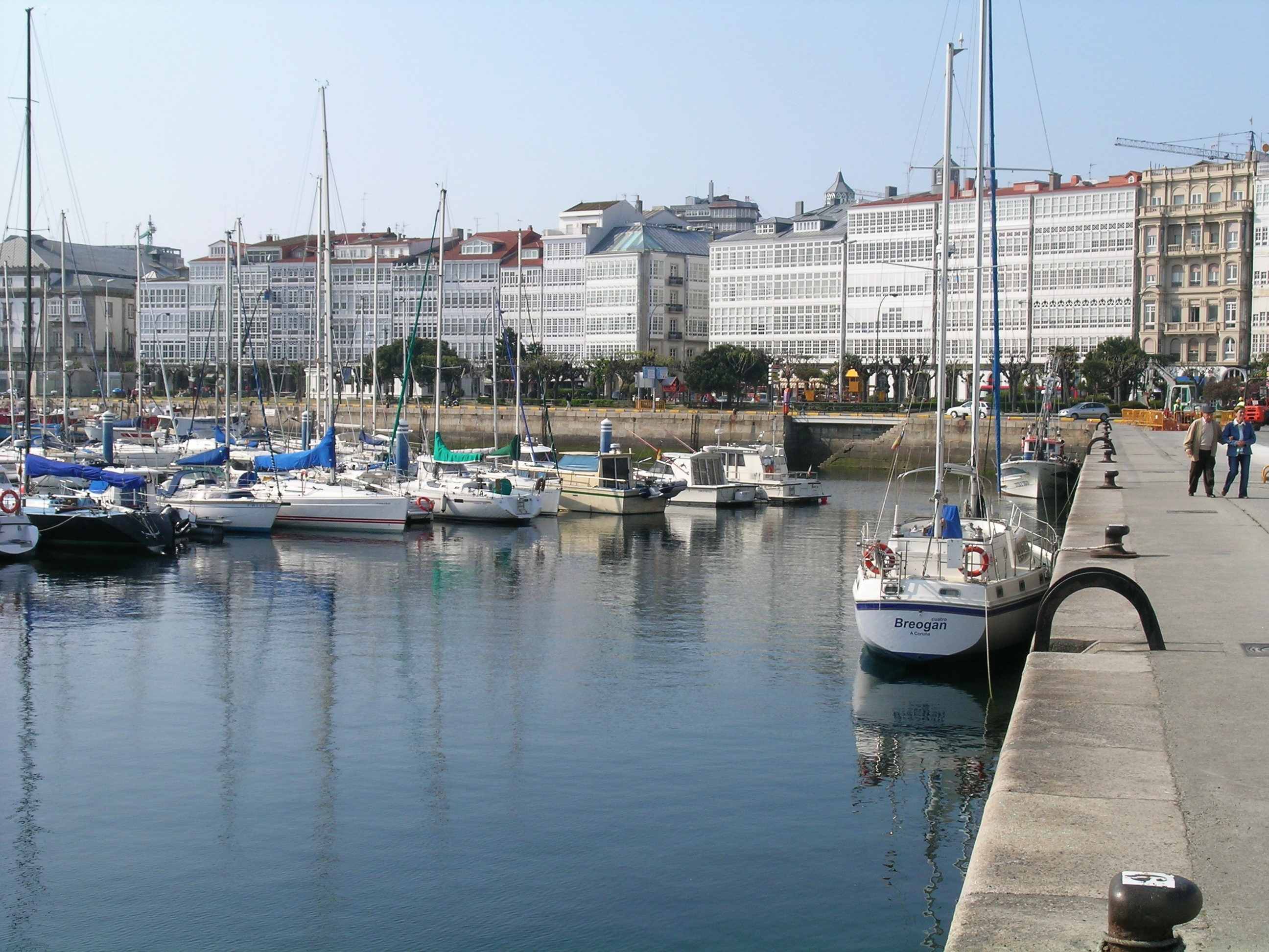 Description A coruna puerto deportivo.jpg