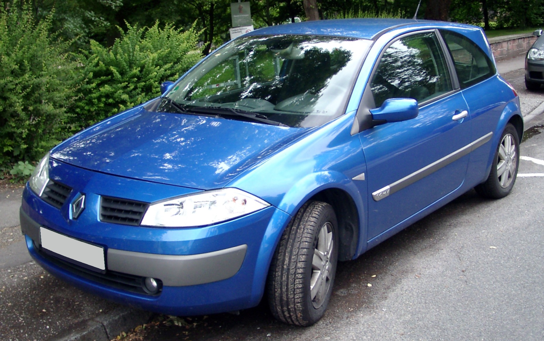 Renault_Megane_front_20080625.jpg