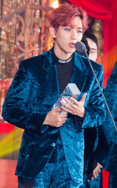 Baekhyun on Melon Music Awards 2016.jpg