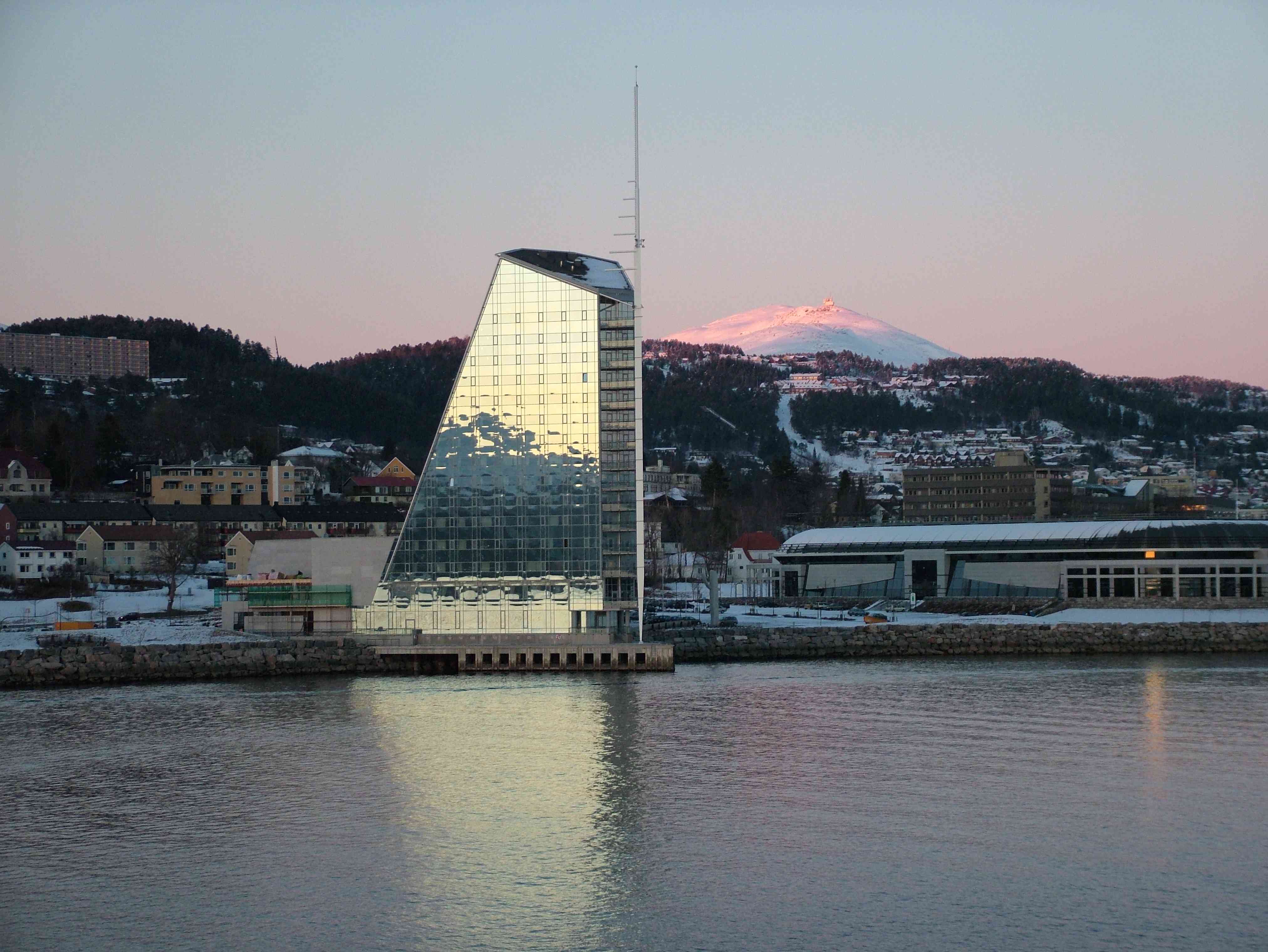 File:Molde im Februar 2005.jpg - Wikipedia