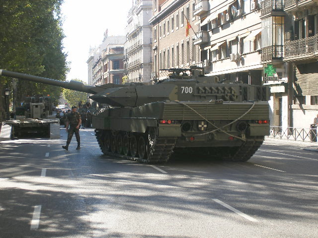 Файл:Spanish Leopard IIe tank.jpg