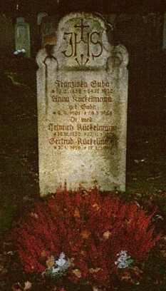 Datei:Grave Kückelmann Gertrud.jpg