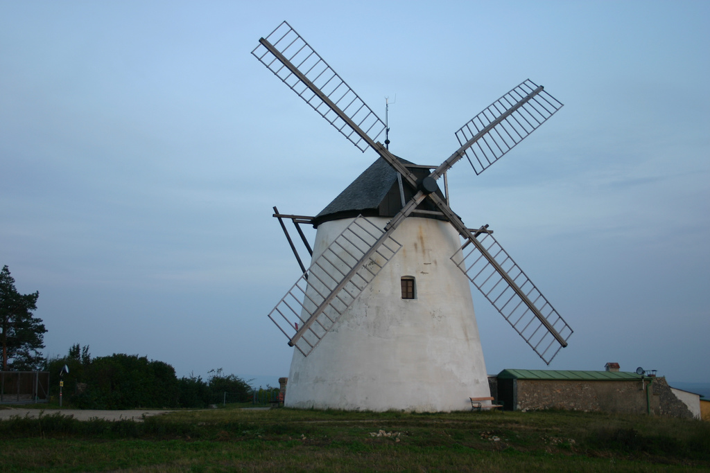 Description Windmill in Retz.jpg