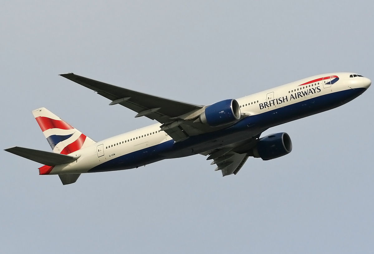 http://upload.wikimedia.org/wikipedia/commons/f/f5/British_Airways_Boeing_777-200ER_G-VIIW_LHR_2008-2-4.png