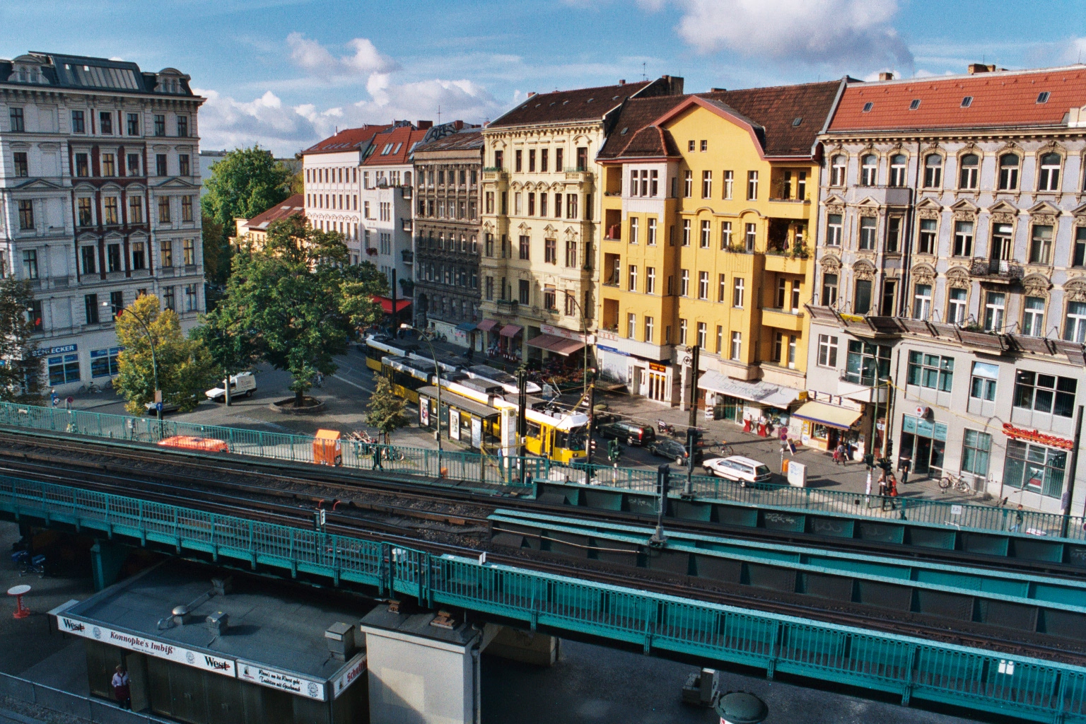 Prenzlauer Berg - Blick auf die Kreuzung Pappelallee und Danziger Straße - Quelle: Wikimedia