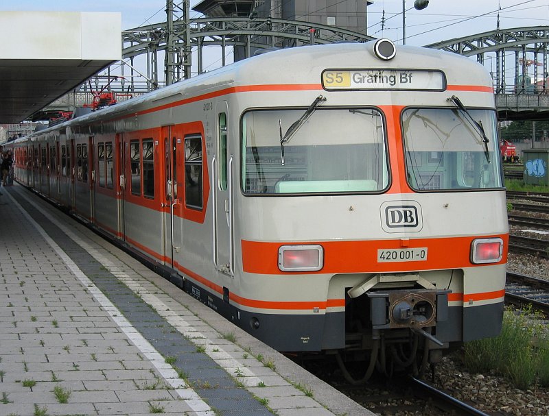 Olympia-Zug ET 420 (C) FloSch
