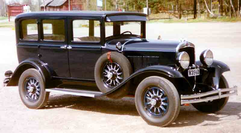 FileChrysler Series 66 4Door Royal Sedan 1930jpg