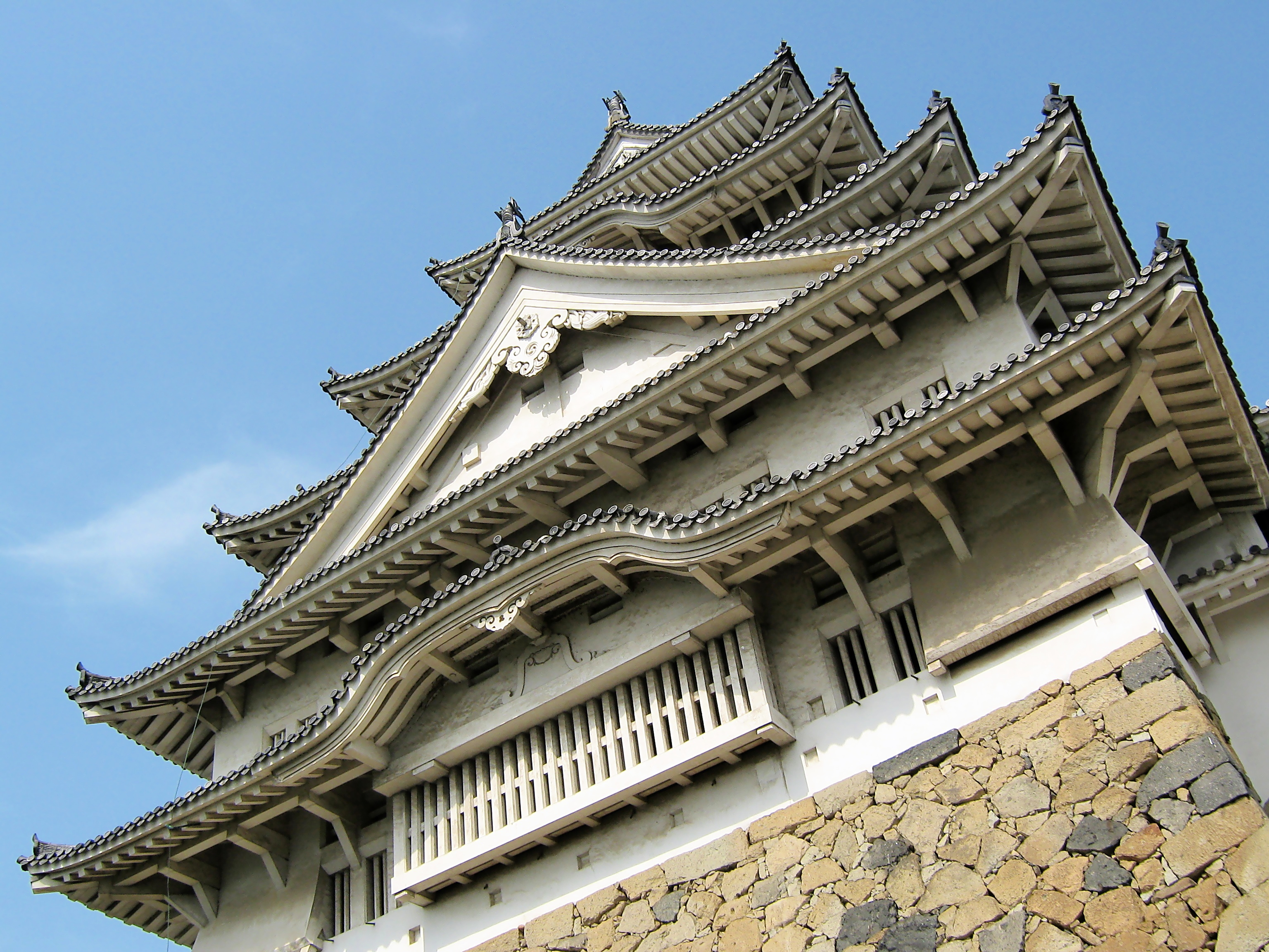 [Image: Flickr_-_yeowatzup_-_Himeji_Castle,_Hime..._Japan.jpg]