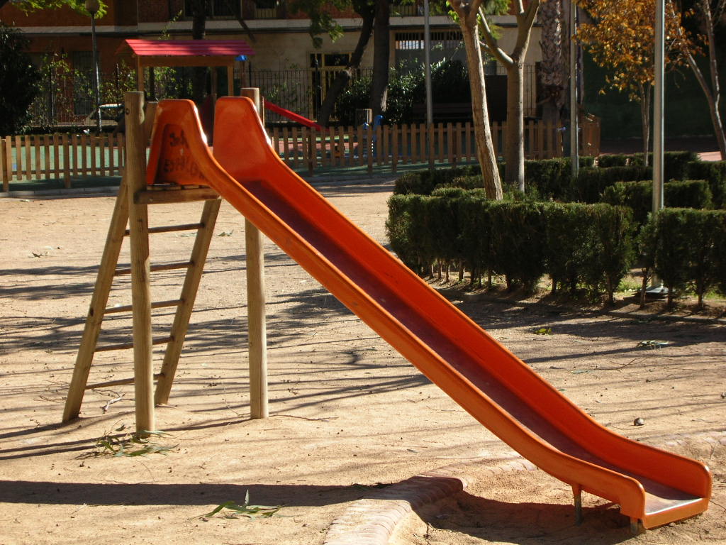 Slide in Parque.jpg