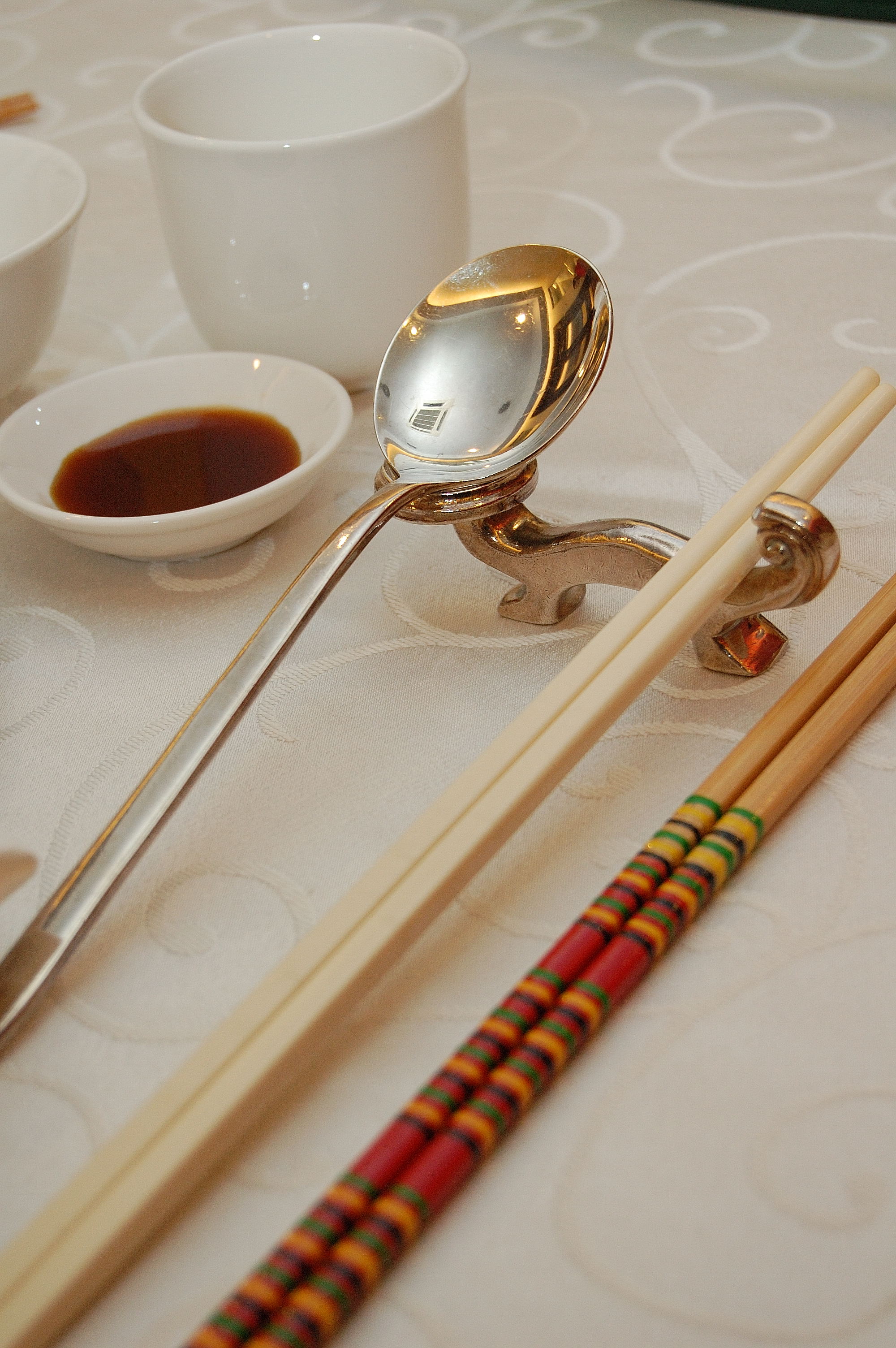 chopsticks and spoon