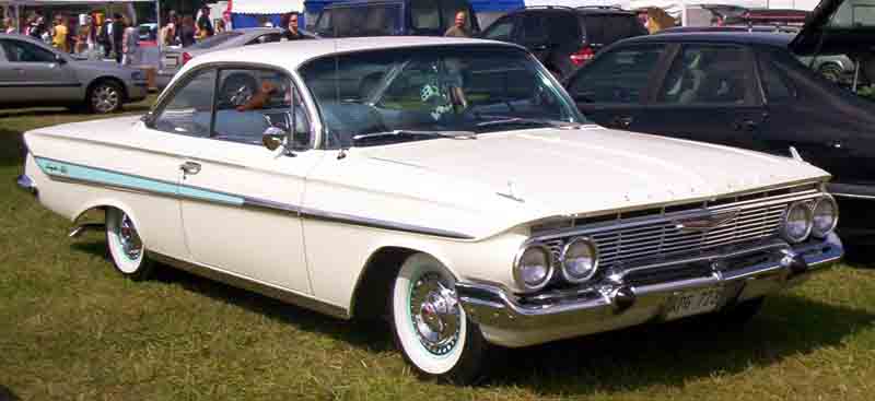 En 1961 Chevrolet decidi cambiar totalmente el Impala nuevamente