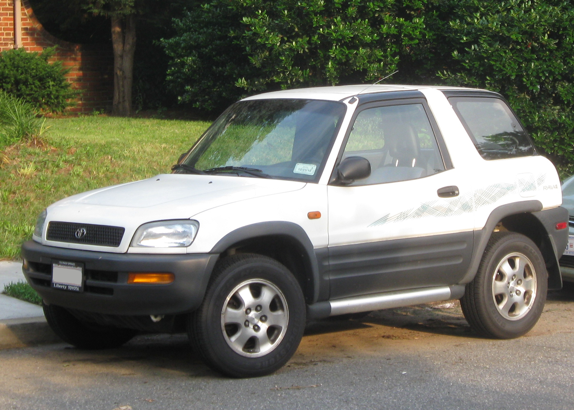 1996 Toyota RAV4 review