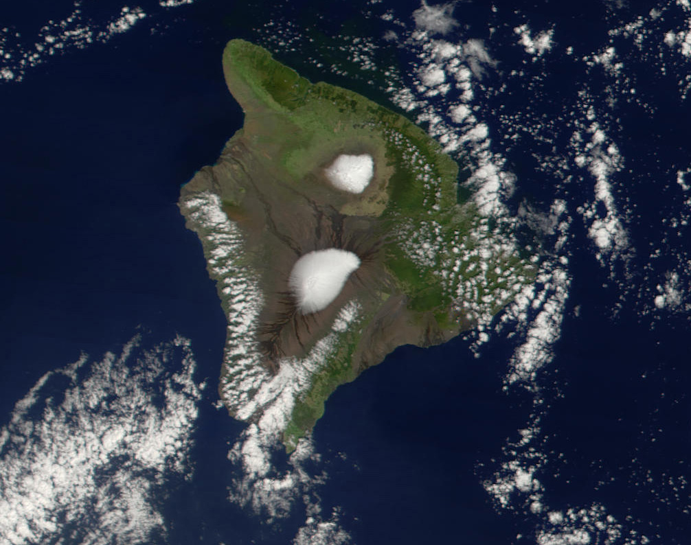 http://upload.wikimedia.org/wikipedia/commons/f/fd/Mauna_Loa_Mauna_Kea.jpg