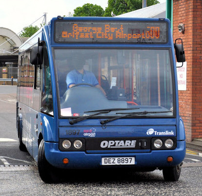 [Obrázek: Metro_(Belfast)_bus_1897_(DEZ_8897)_2005...y_2011.jpg]