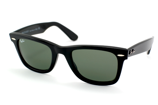 File:Ray Ban Original Wayfarer.jpg