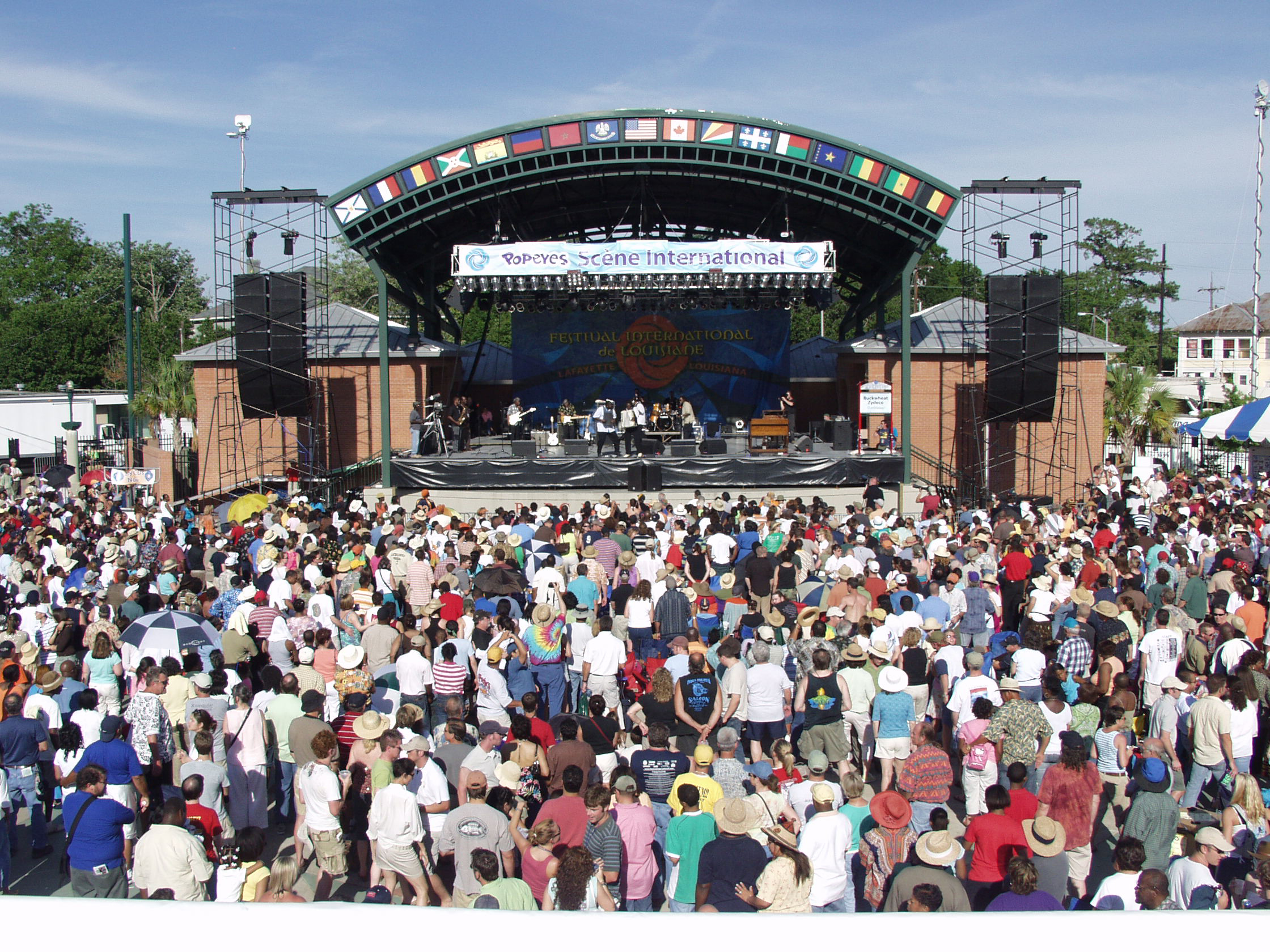 File2006 Festival International Main Stage.jpg Wikipedia