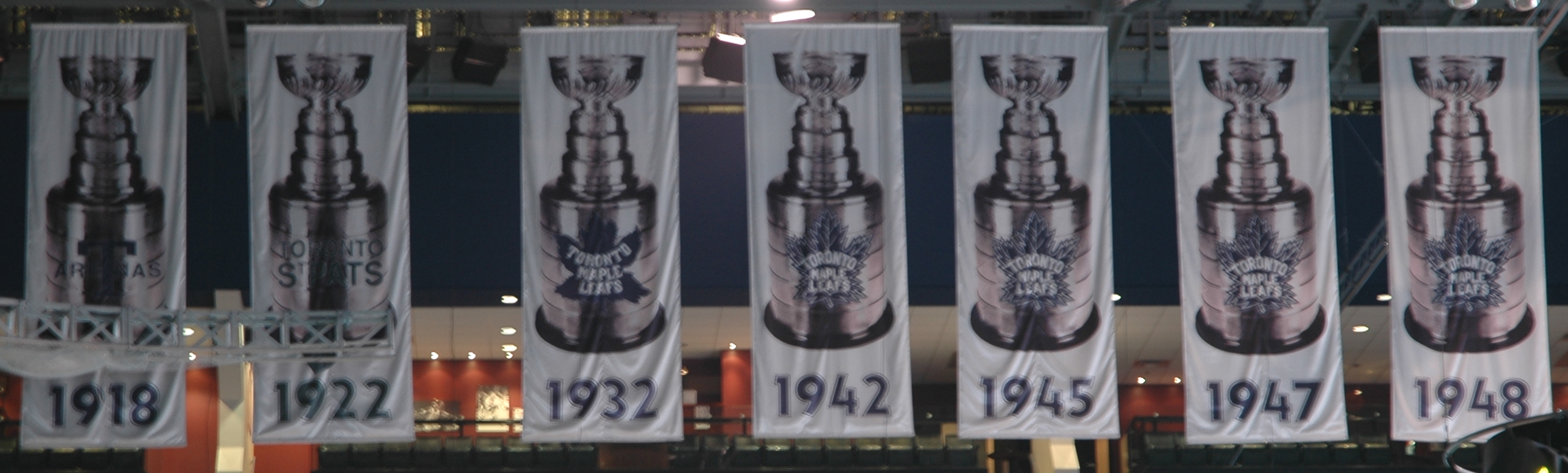 Maple_Leafs_Banner.jpg