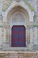 Église Saint-Clair (Réguiny) : porte principale (tournée vers l'est), détail.