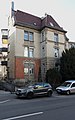 Wohnhaus mit Vorgarten und Einfriedung (Sachgesamtheit)