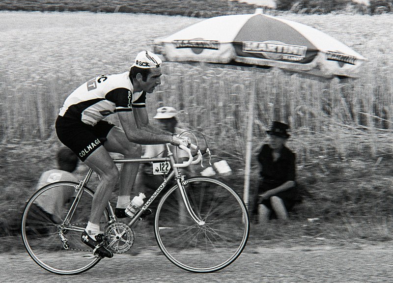 پرونده:Arnaldo Caverzasi - Tour 1976.jpg