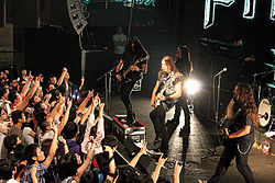 Firewind Live.jpg